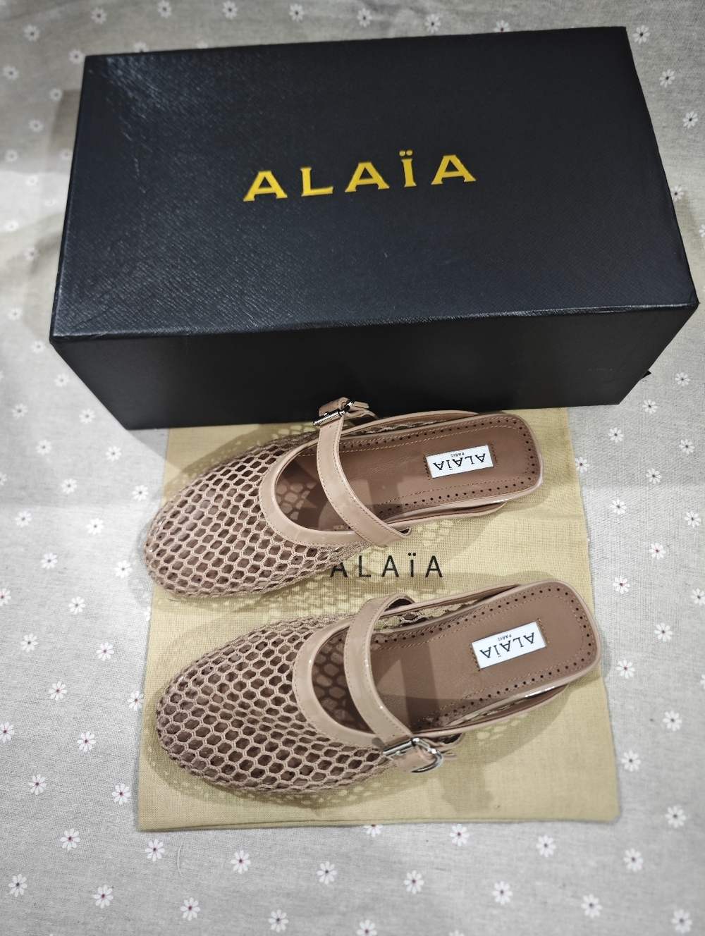 Alaia Mesh Ballet Flats